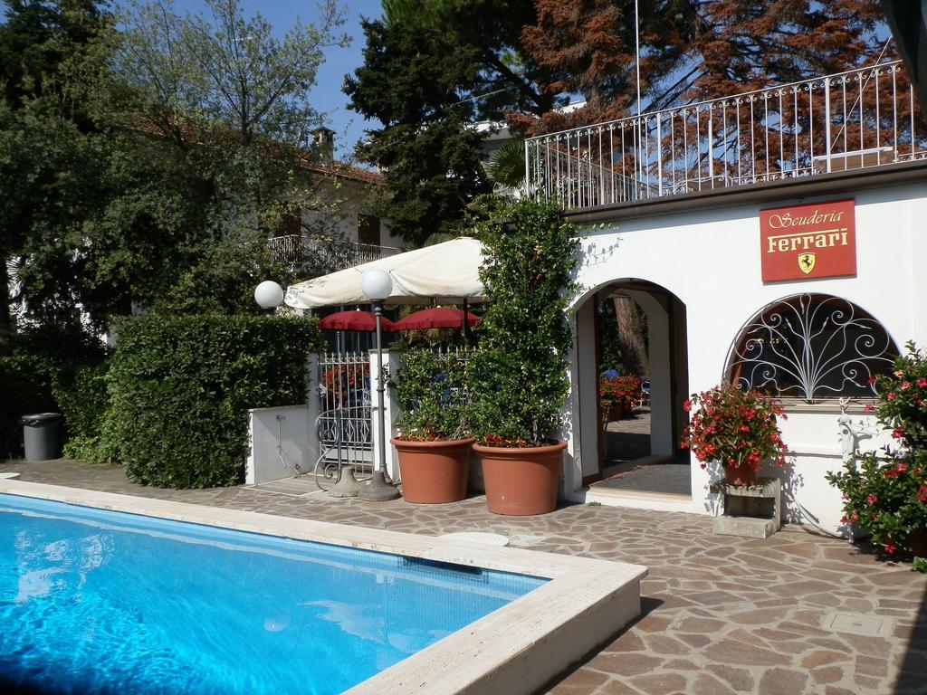 Hotel Nautic B&B Bellaria-Igea Marina Exterior photo