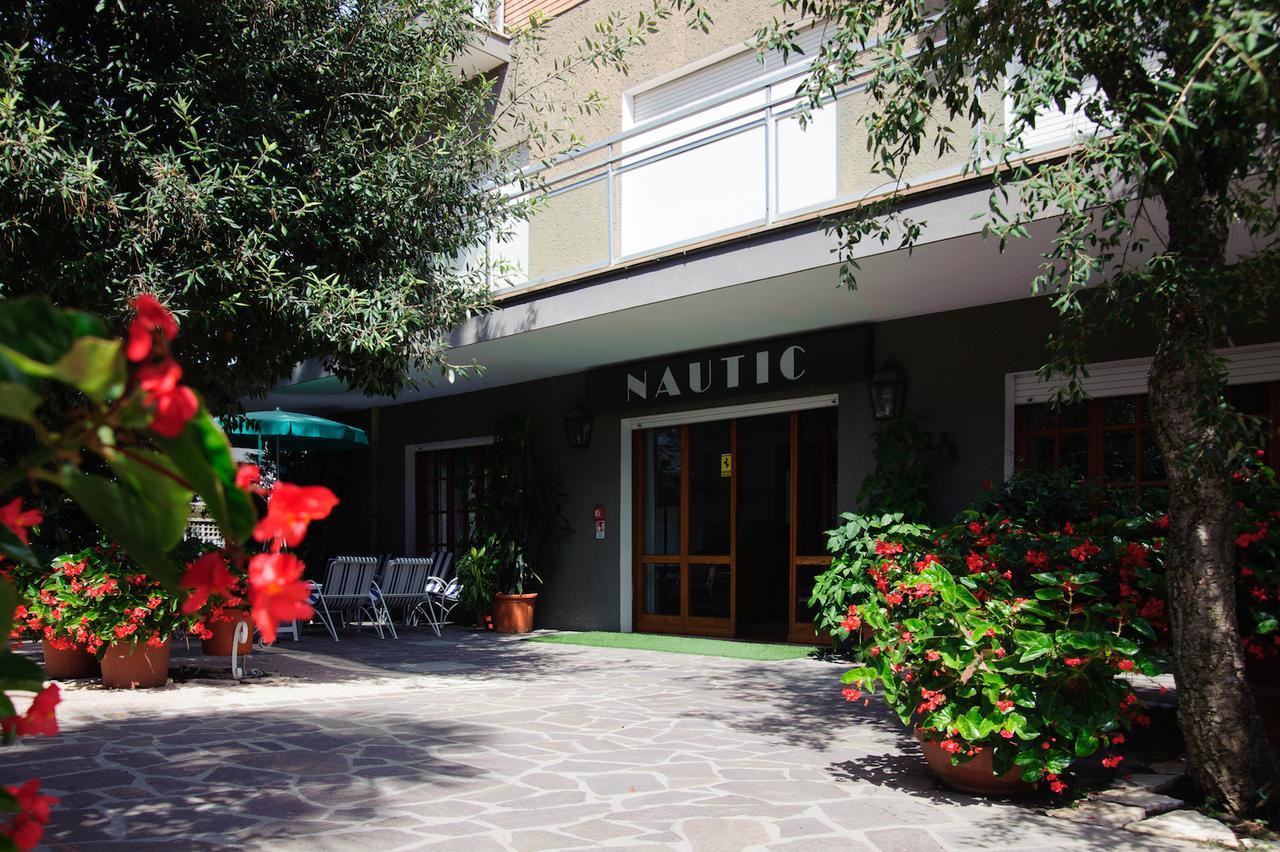 Hotel Nautic B&B Bellaria-Igea Marina Exterior photo